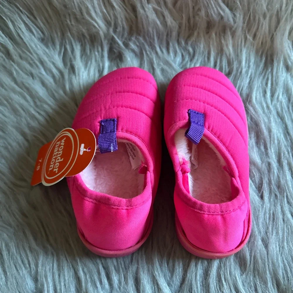 Wonder Nation Puffer Slippers Girl Size 7-8 Pink Plush Fuzzy Lined Slip On Shoes